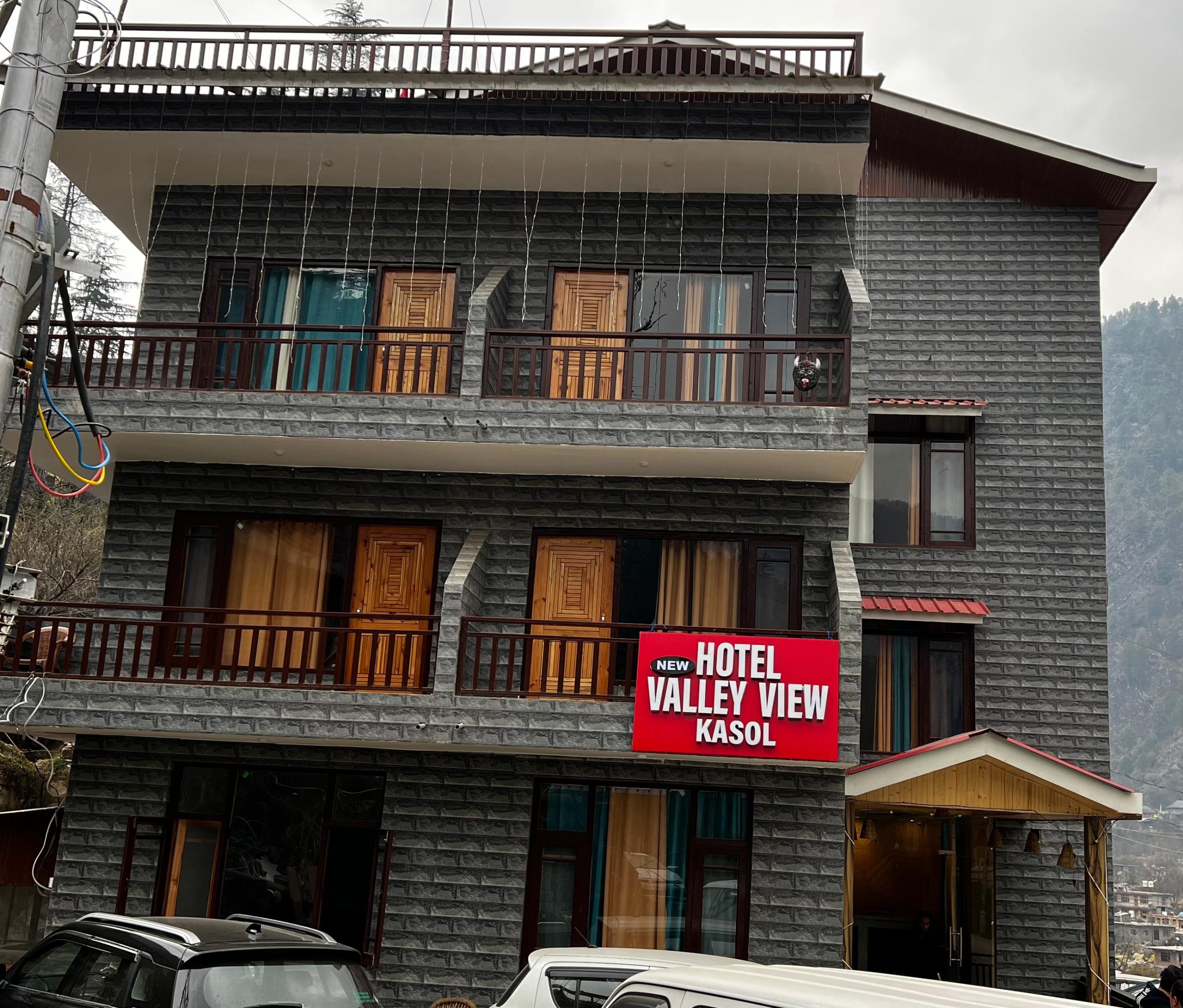 Best hotel in kasol